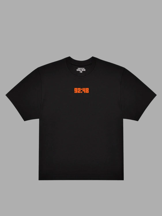 Mockup-czarna-koszulka-przód-la-decima.webp